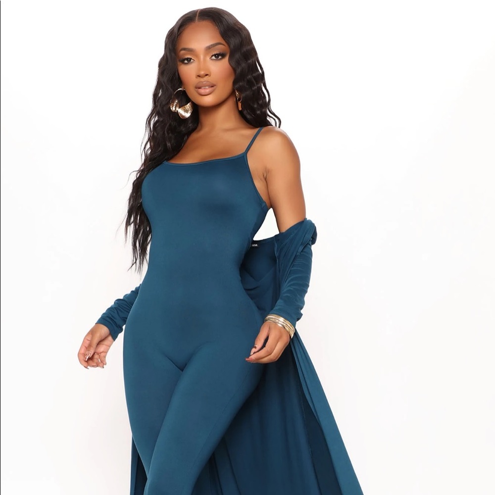 SOLD! Fashion Nova - Nova Charmer Jumpsuit Set